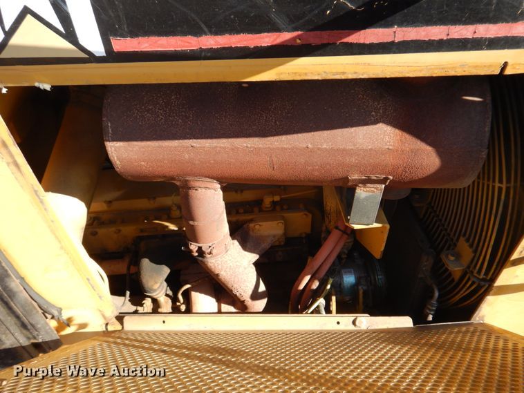 image for item DE7520 1998 Caterpillar D6M XL  dozer