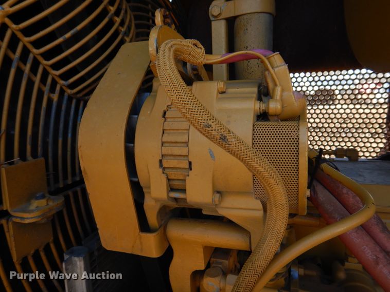 image for item DE7520 1998 Caterpillar D6M XL  dozer