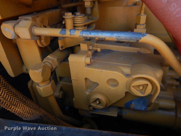 image for item DE7520 1998 Caterpillar D6M XL  dozer