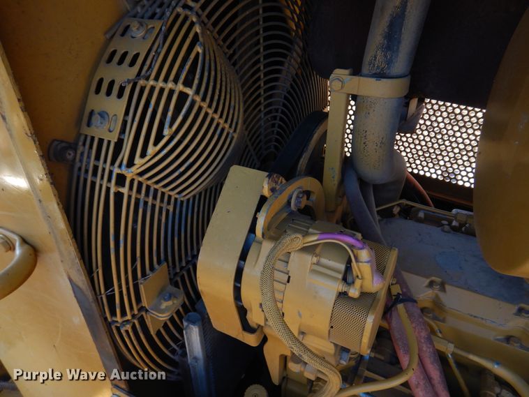 image for item DE7520 1998 Caterpillar D6M XL  dozer