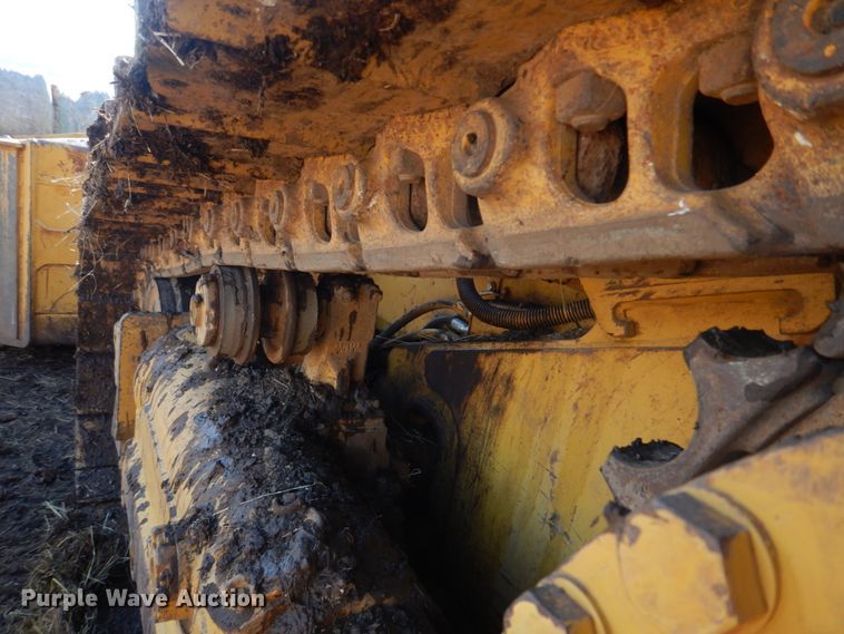 image for item DE7520 1998 Caterpillar D6M XL  dozer