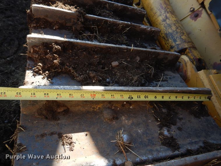 image for item DE7520 1998 Caterpillar D6M XL  dozer