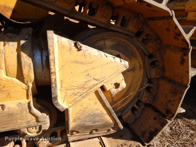 image for item DE7520 1998 Caterpillar D6M XL  dozer