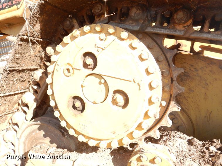 image for item DE7520 1998 Caterpillar D6M XL  dozer
