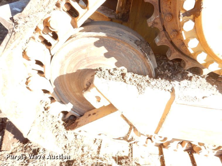 image for item DE7520 1998 Caterpillar D6M XL  dozer