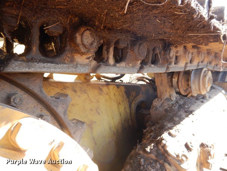 image for item DE7520 1998 Caterpillar D6M XL  dozer