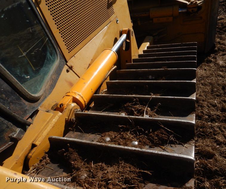 image for item DE7520 1998 Caterpillar D6M XL  dozer