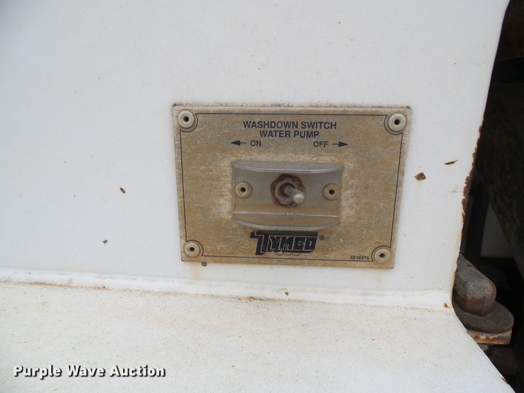 image for item DG5690 2000 Freightliner FC70  street sweeper truck