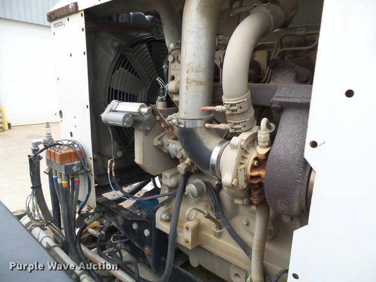 image for item DG5690 2000 Freightliner FC70  street sweeper truck