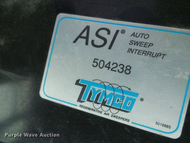 image for item DG5690 2000 Freightliner FC70  street sweeper truck