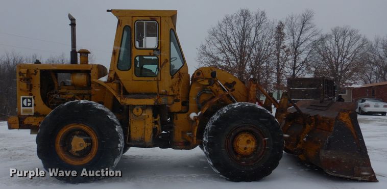 image for item DH8205 1972 Caterpillar 966C  wheel loader
