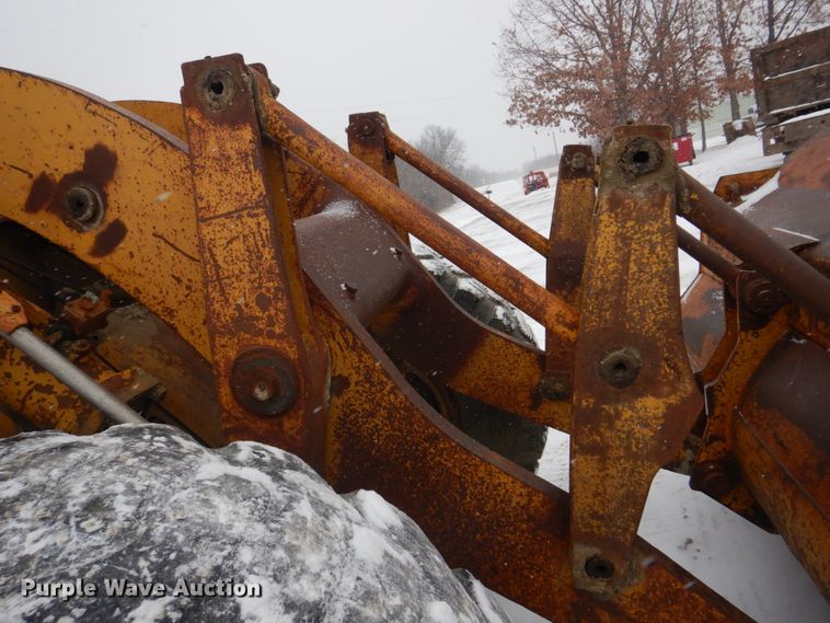image for item DH8205 1972 Caterpillar 966C  wheel loader