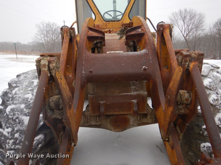 image for item DH8205 1972 Caterpillar 966C  wheel loader