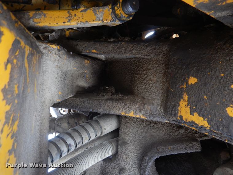 image for item DH8205 1972 Caterpillar 966C  wheel loader