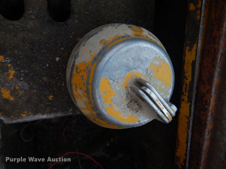 image for item DH8205 1972 Caterpillar 966C  wheel loader