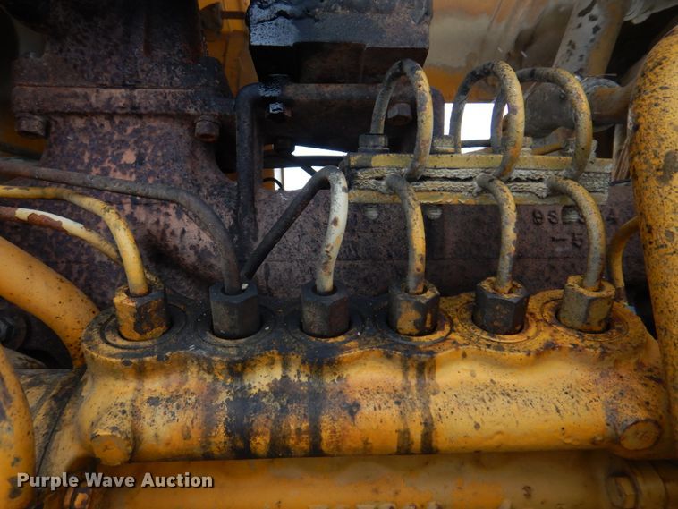 image for item DH8205 1972 Caterpillar 966C  wheel loader