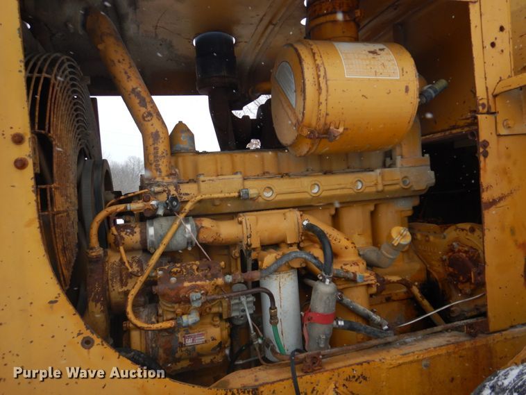 image for item DH8205 1972 Caterpillar 966C  wheel loader