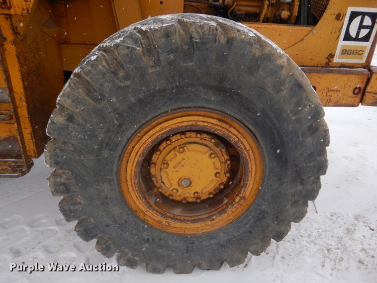 image for item DH8205 1972 Caterpillar 966C  wheel loader