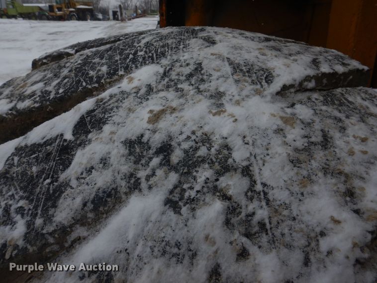 image for item DH8205 1972 Caterpillar 966C  wheel loader