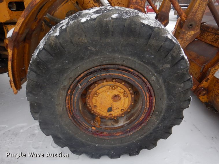 image for item DH8205 1972 Caterpillar 966C  wheel loader