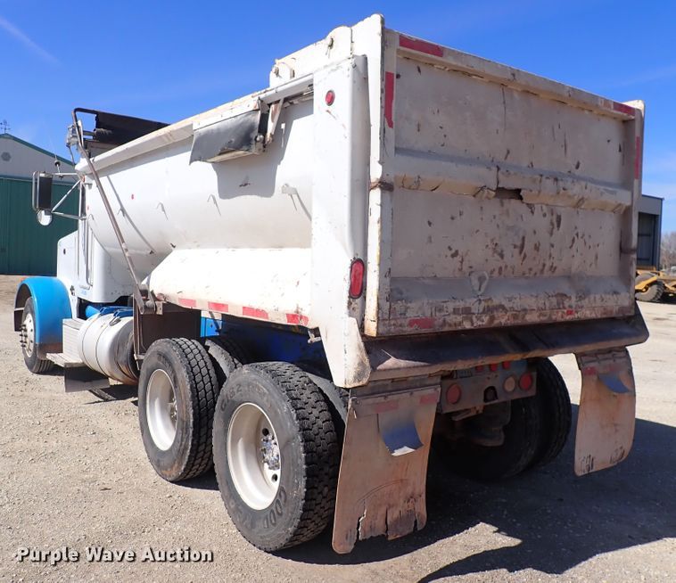 image for item DI1834 1999 Peterbilt 379  dump truck