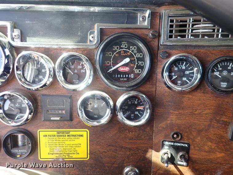 image for item DI1834 1999 Peterbilt 379  dump truck