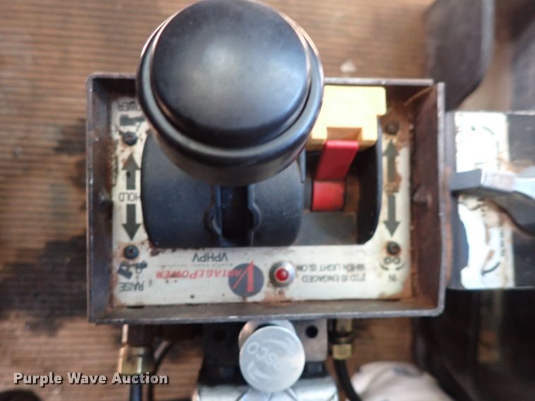 image for item DI1834 1999 Peterbilt 379  dump truck