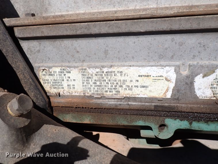 image for item DI1834 1999 Peterbilt 379  dump truck