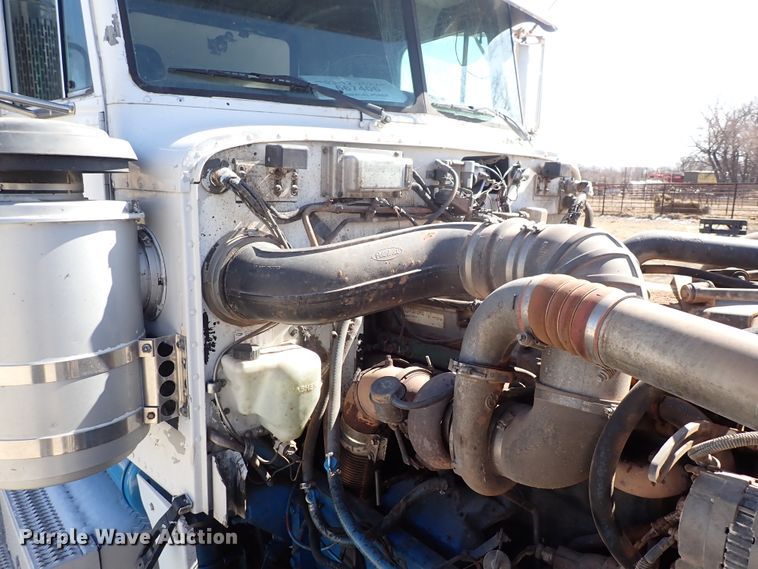 image for item DI1834 1999 Peterbilt 379  dump truck