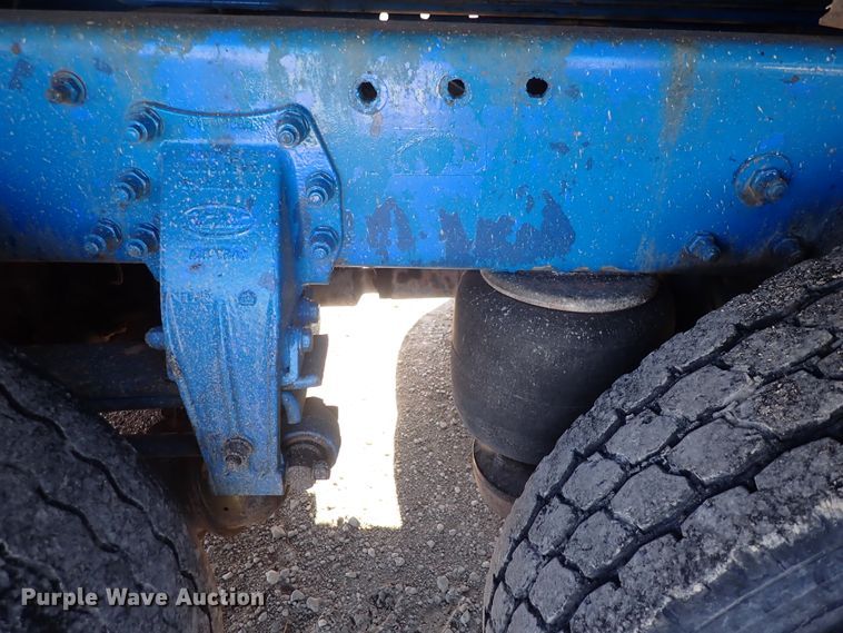 image for item DI1834 1999 Peterbilt 379  dump truck