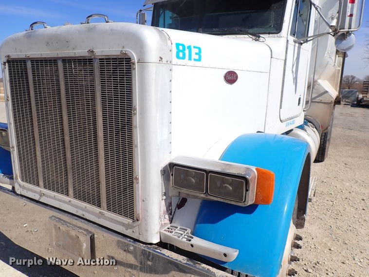 image for item DI1834 1999 Peterbilt 379  dump truck