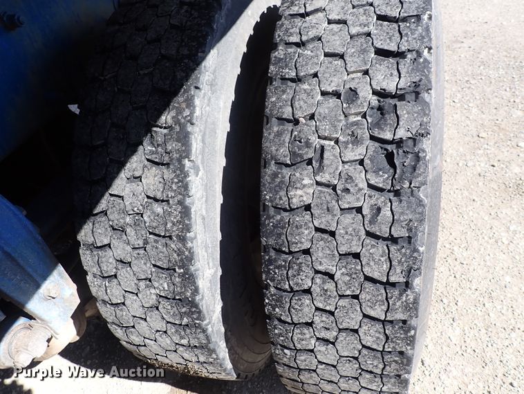 image for item DI1834 1999 Peterbilt 379  dump truck