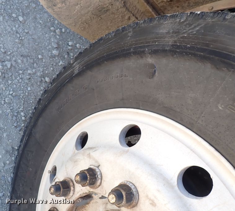 image for item DI1834 1999 Peterbilt 379  dump truck