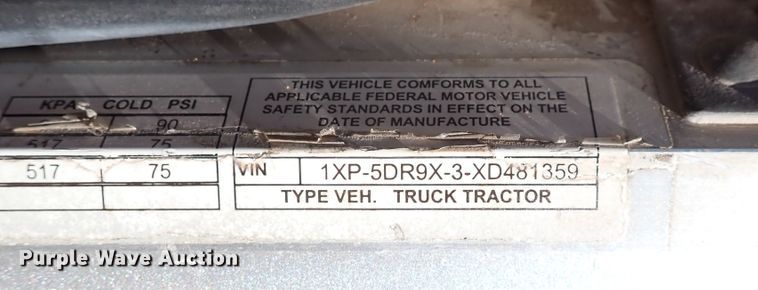 image for item DI1834 1999 Peterbilt 379  dump truck