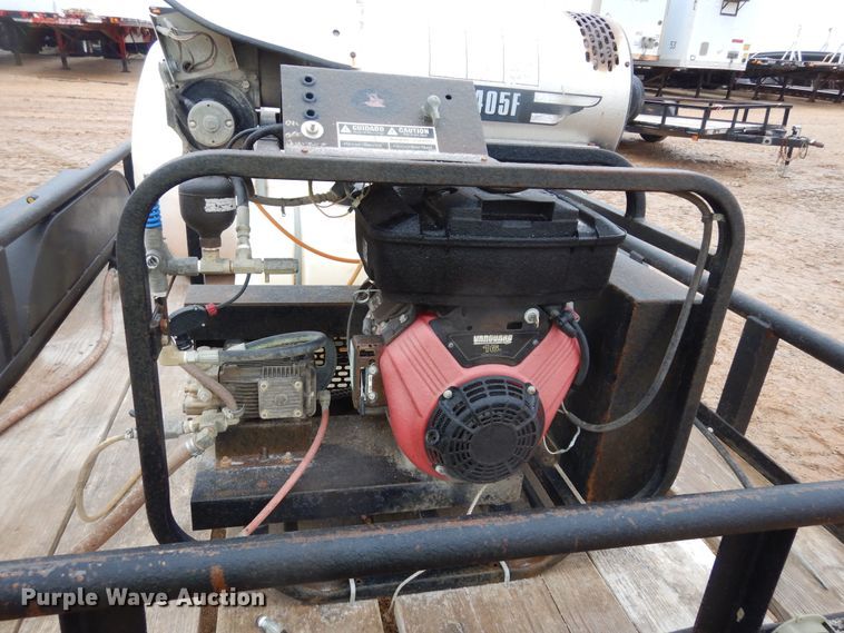 image for item DI8707 2007 Big Tex  pressure washer trailer