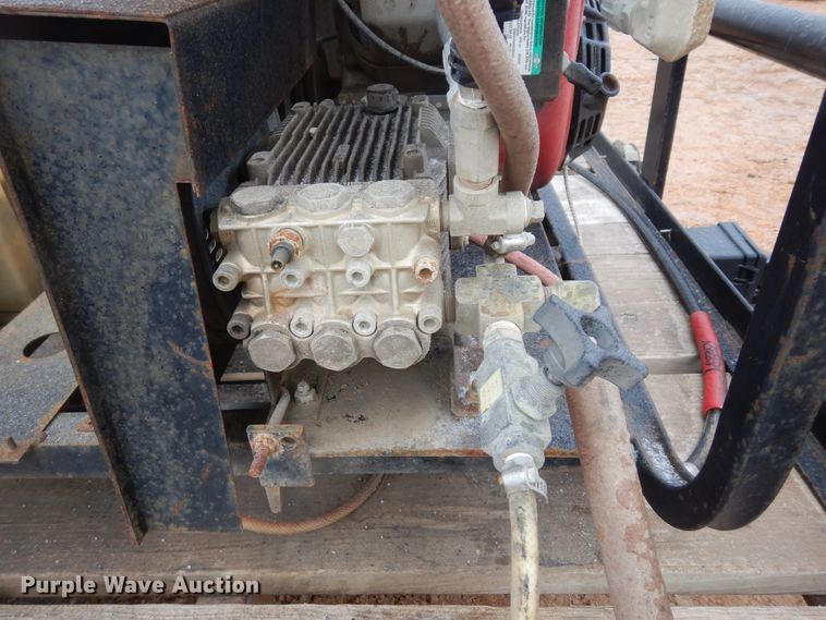 image for item DI8707 2007 Big Tex  pressure washer trailer