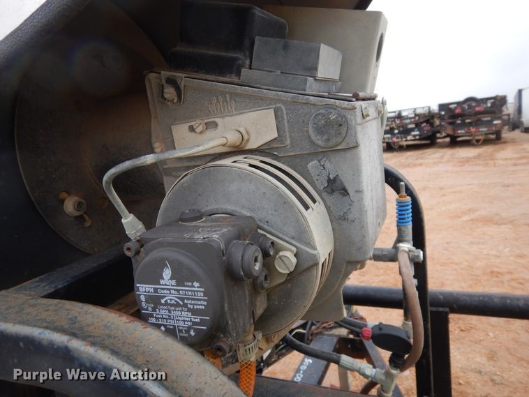 image for item DI8707 2007 Big Tex  pressure washer trailer