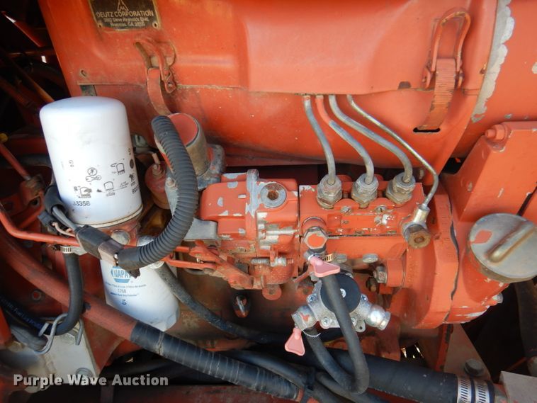 image for item DJ3815 1994 Ditch Witch 5110  cable plow