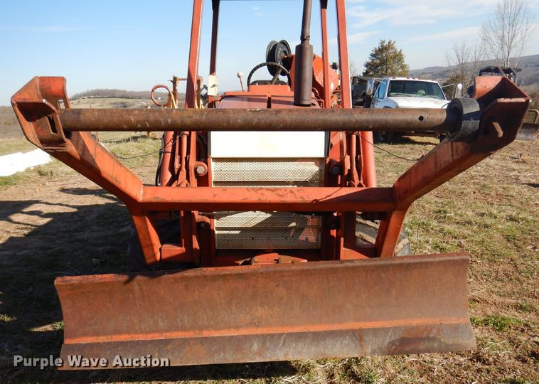 image for item DJ3815 1994 Ditch Witch 5110  cable plow