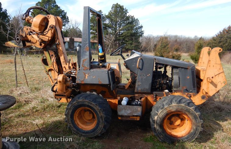 image for item DJ3816 Case 560  cable plow