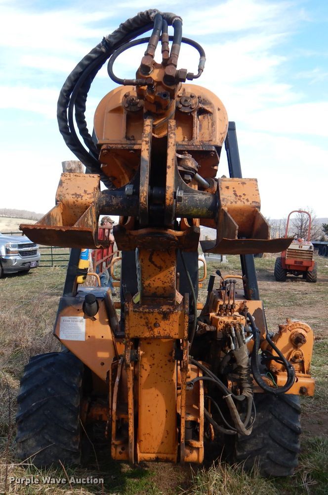image for item DJ3816 Case 560  cable plow