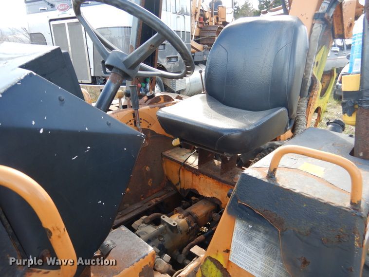 image for item DJ3816 Case 560  cable plow