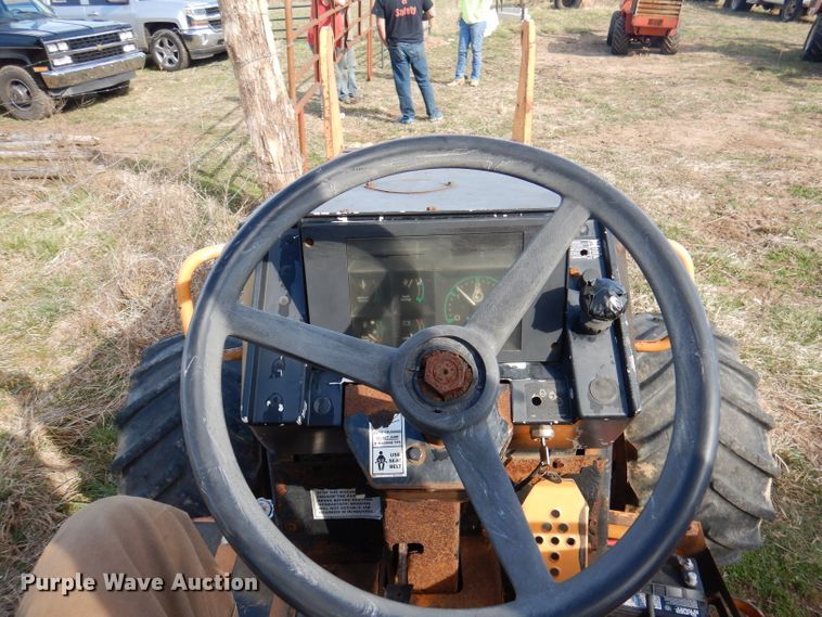 image for item DJ3816 Case 560  cable plow