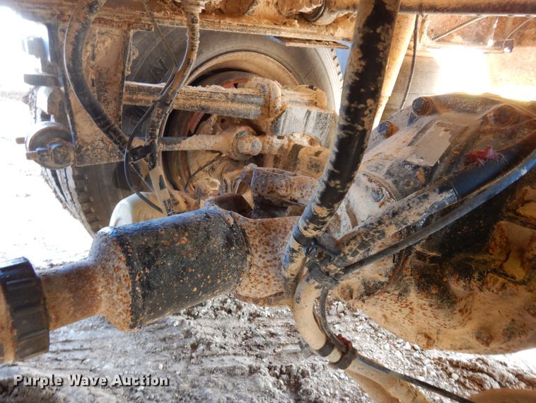 image for item DK0230 2008 Peterbilt 386  water truck