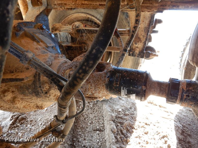 image for item DK0230 2008 Peterbilt 386  water truck