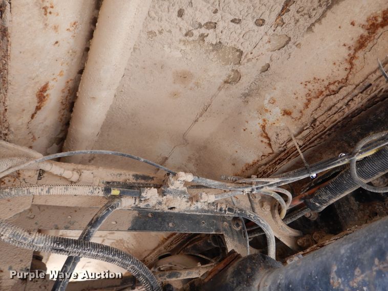 image for item DK0230 2008 Peterbilt 386  water truck