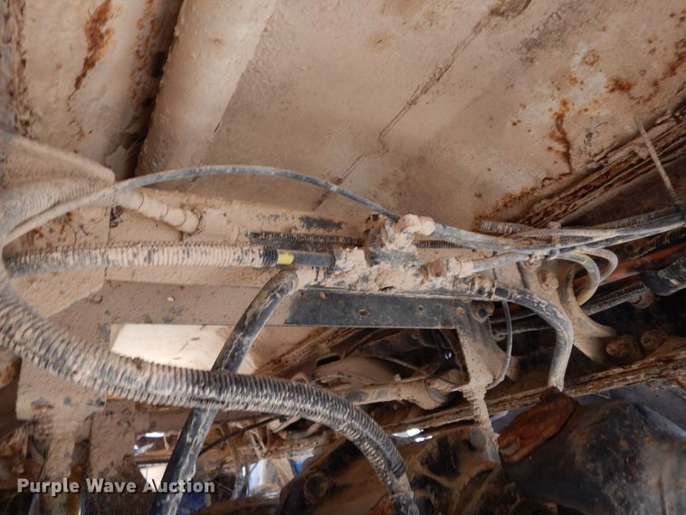 image for item DK0230 2008 Peterbilt 386  water truck