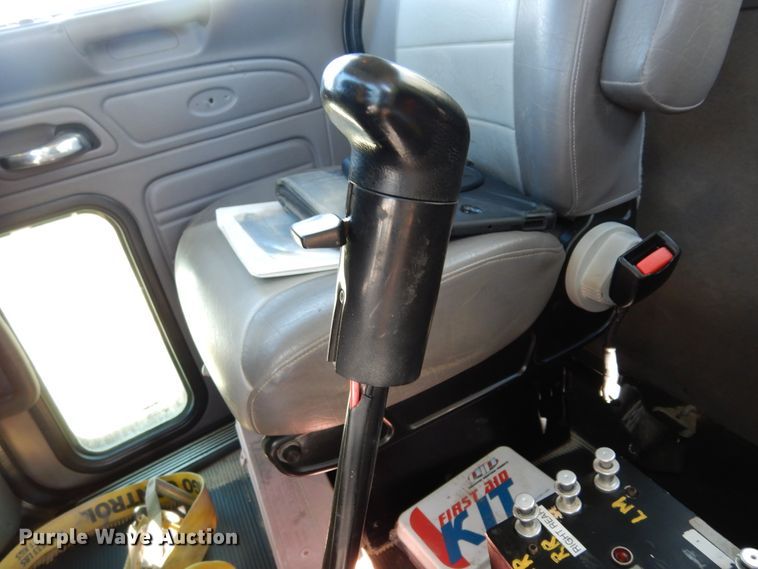 image for item DK0230 2008 Peterbilt 386  water truck