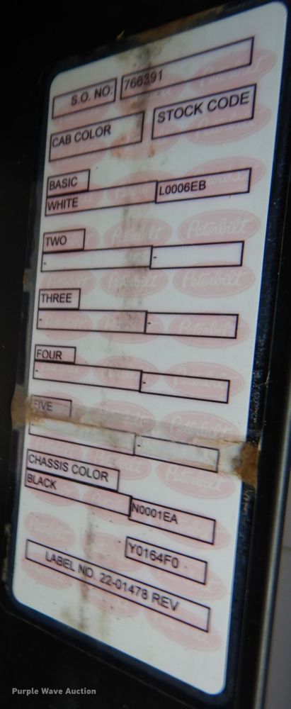 image for item DK0230 2008 Peterbilt 386  water truck