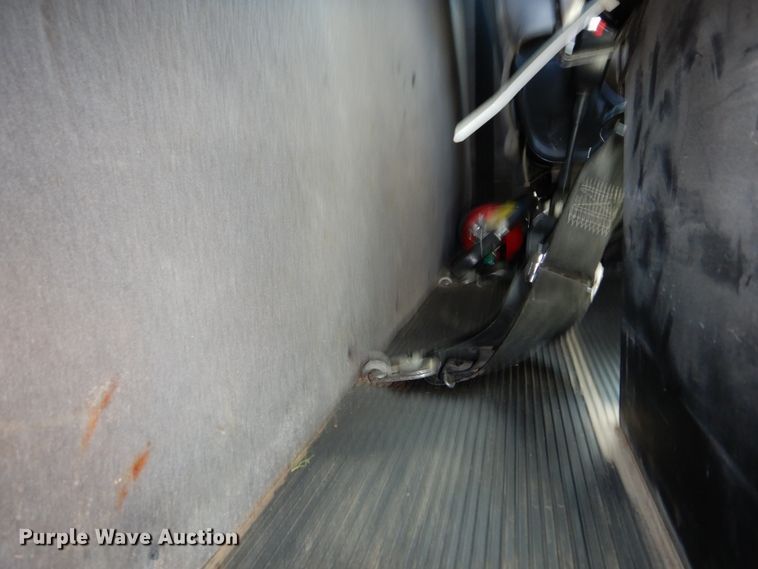 image for item DK0230 2008 Peterbilt 386  water truck